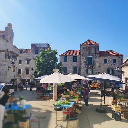 Stone House Lovric Apartment Kaštela Екстериор снимка