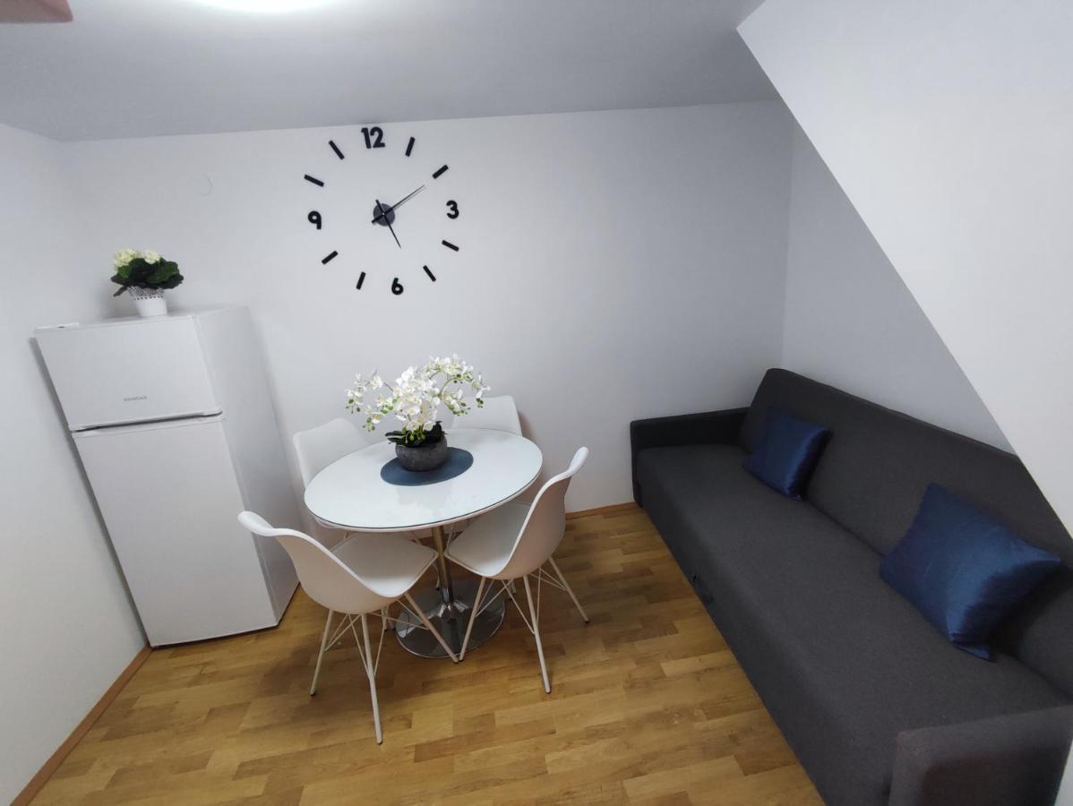 Stone House Lovric Apartment Kaštela Екстериор снимка
