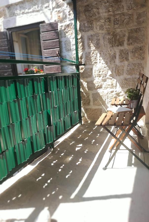 Stone House Lovric Apartment Kaštela Екстериор снимка